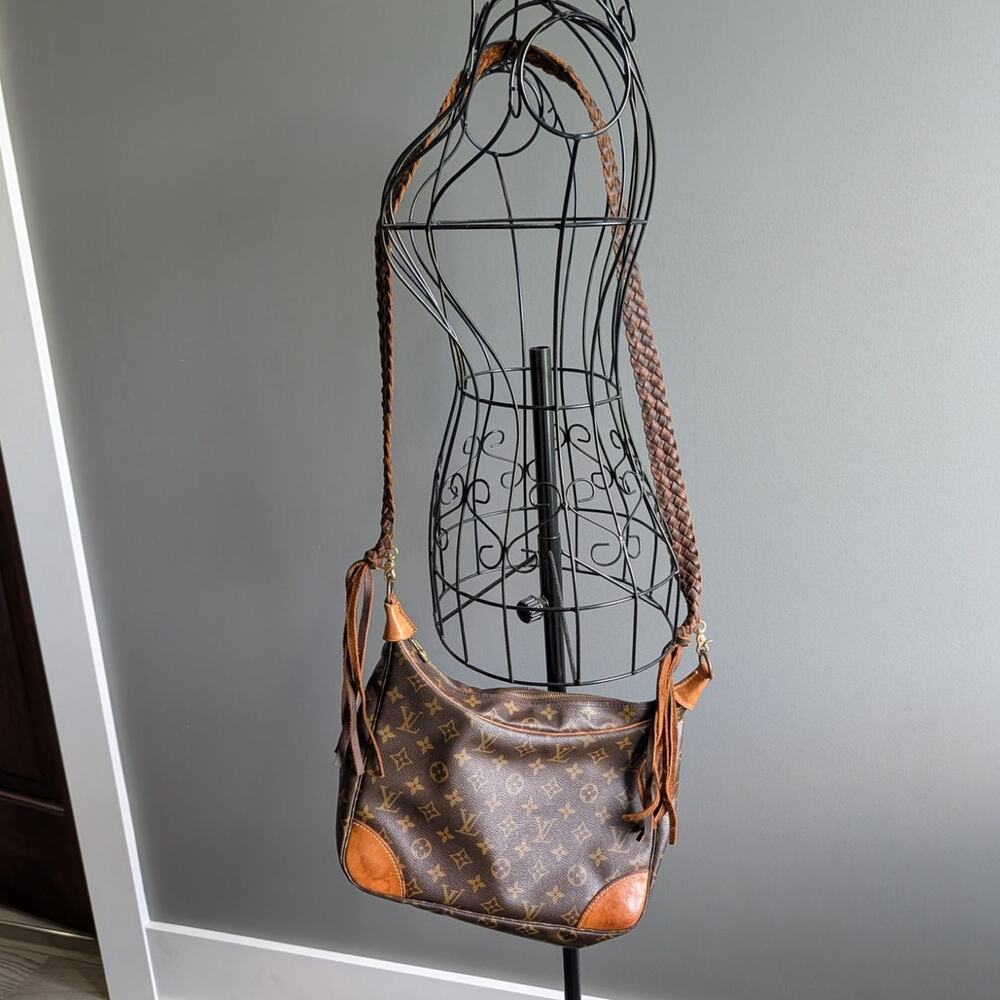 VTG Louis Vuitton Boulogne 30 shoulder bag with unbranded braided leather strap